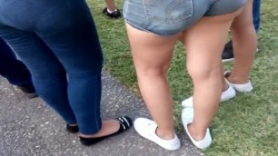 Candid Ass Girl with Hot Short Jeans