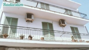 Sex on a Balcony will make your Day [audio] | radiostim
