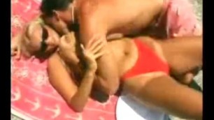 Babe Outdoors Gets Pussy Licked